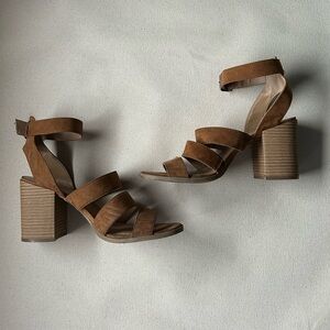 3 1/2” brown suede sandals
